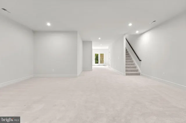 $749,712 | 1011 Captain Richards Court, Marshall, VA 20115