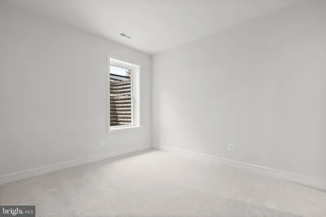 $749,712 | 1011 Captain Richards Court, Marshall, VA 20115