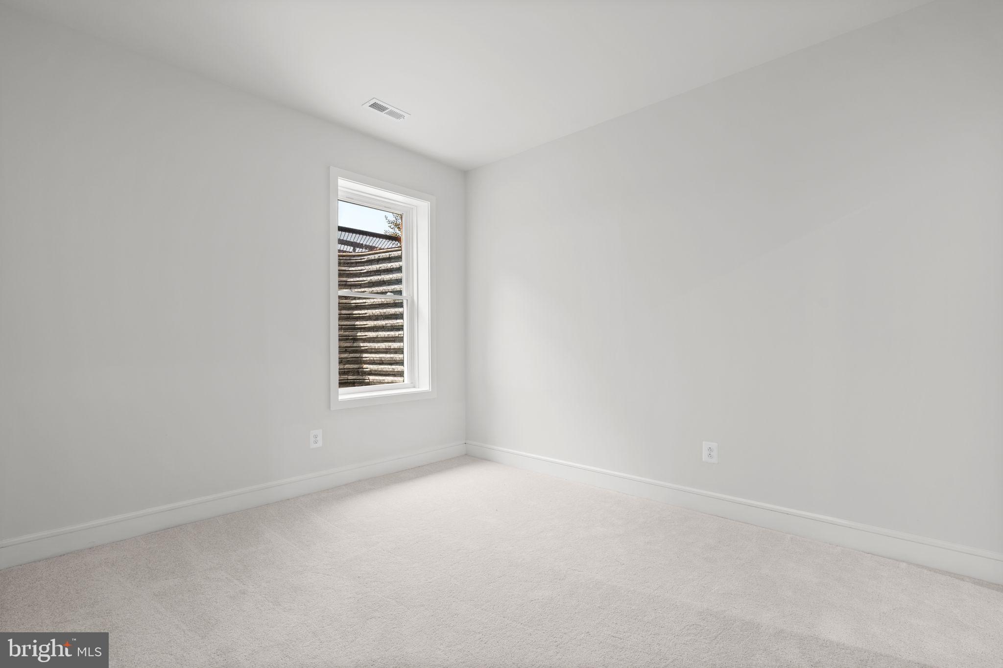 1011 Captain Richards Court Marshall, VA 20115 - Photo 33 of 34