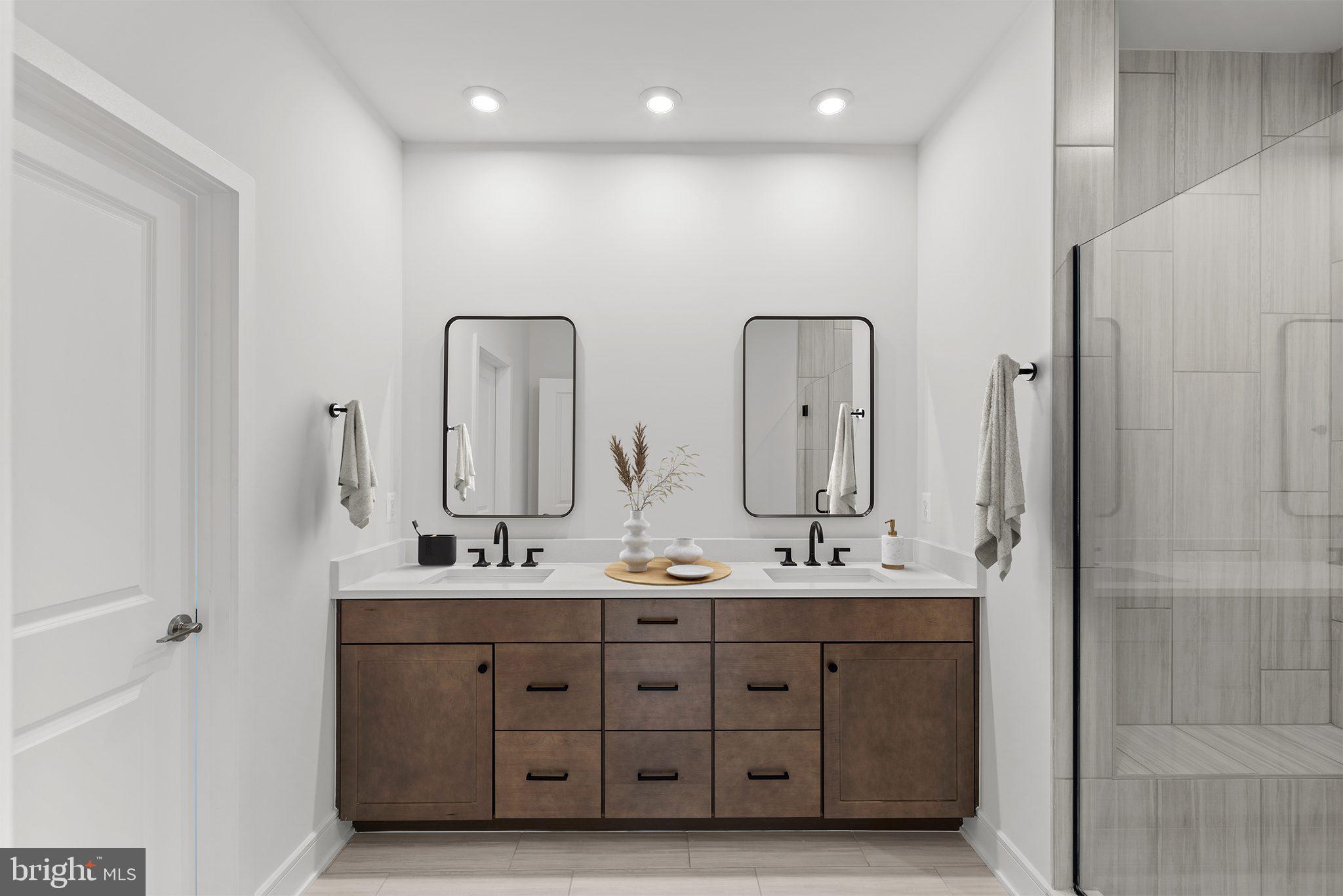 1011 Captain Richards Court Marshall, VA 20115 - Photo 7 of 34