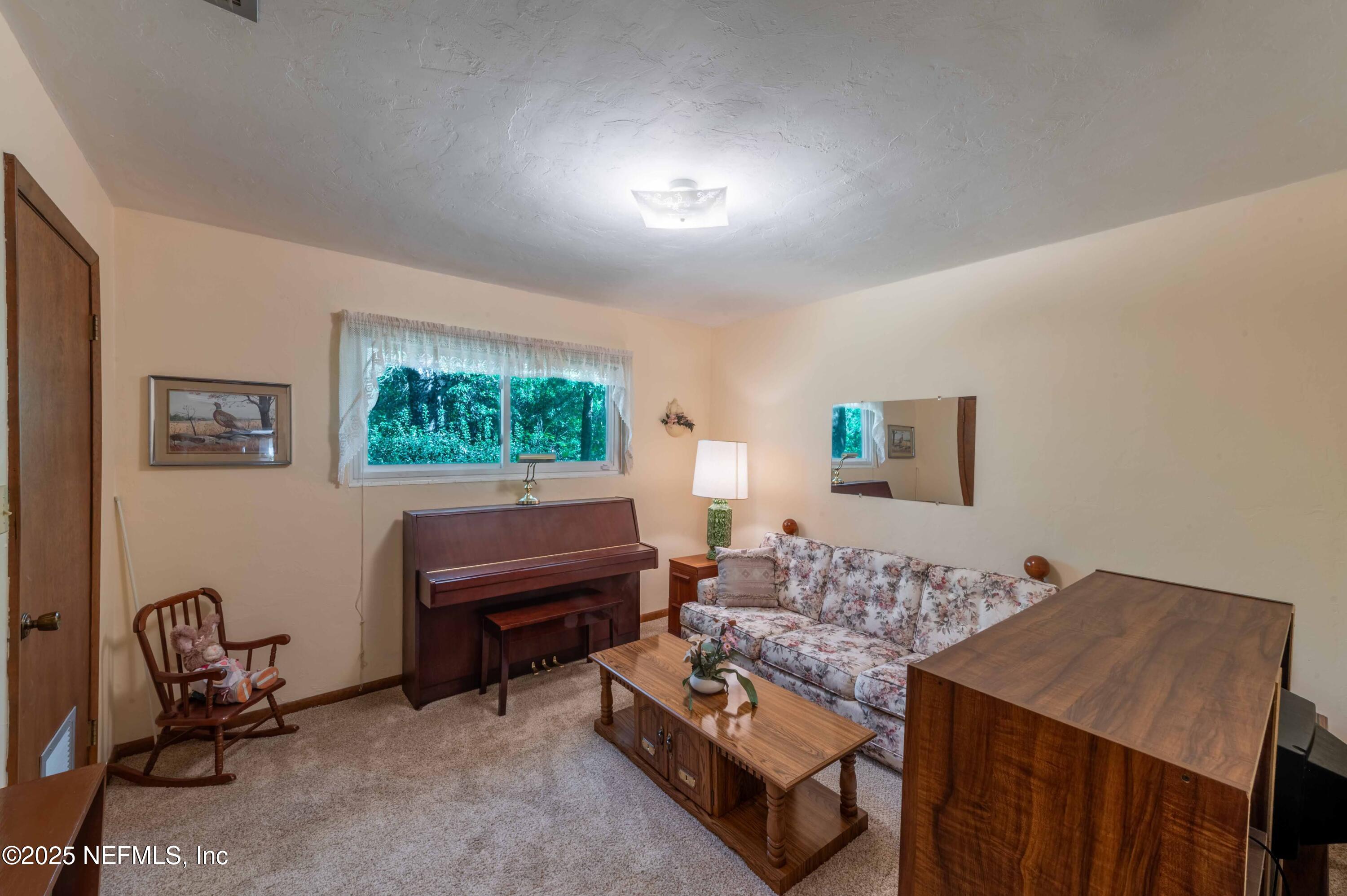 878 Champion Way Jacksonville, FL 32221 - Photo 7 of 36 2025_09_27 878 Champion Way-43-bedroom 3