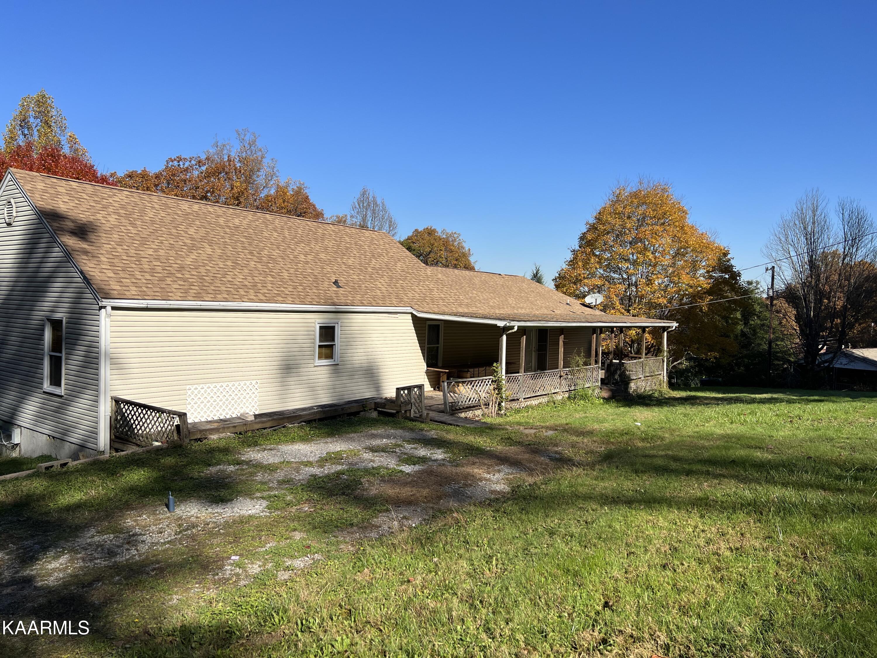 6321 Lacy Road Knoxville, TN 37912 - Photo 7 of 24 IMG_5653