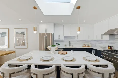 $1,998,000 | 64 Molimo Drive, San Francisco, CA 94127