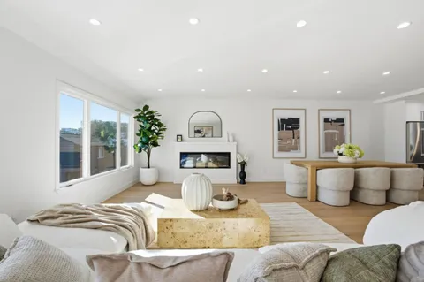 $1,998,000 | 64 Molimo Drive, San Francisco, CA 94127