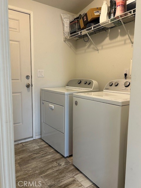 6545 Wilbur, Unit 39 Reseda, CA 91335 - Photo 18 of 28 Laundry room