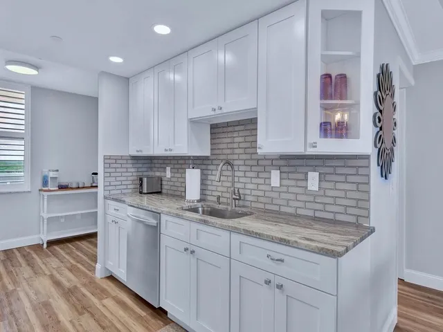 $2,650 | 5055 North Hwy A1A, Unit 404, Hutchinson Island, FL 34949