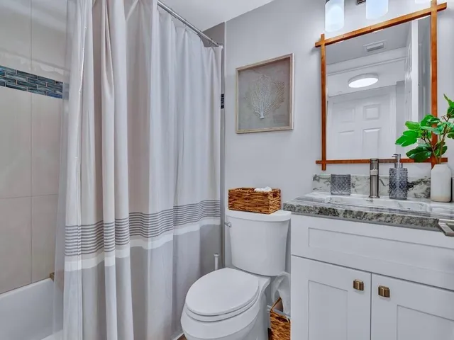 $2,650 | 5055 North Hwy A1A, Unit 404, Hutchinson Island, FL 34949