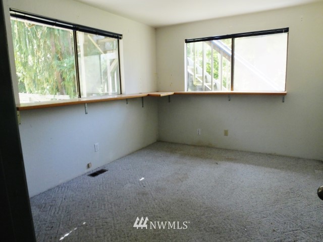 19528 Lerch Road Snohomish, WA 98290 - Photo 11 of 17