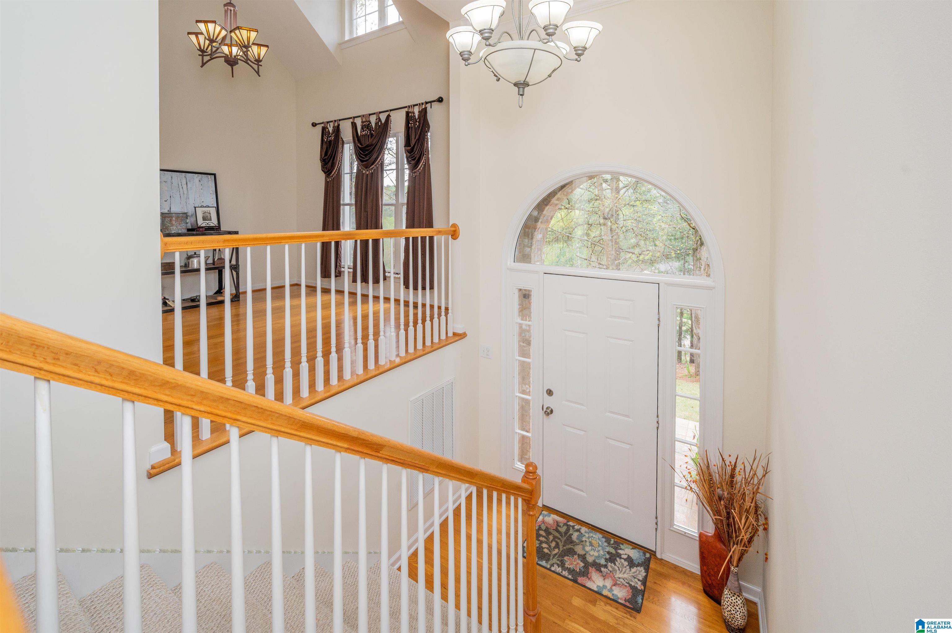 210 Arbor Court Sterrett, AL 35147 - Photo 6 of 50