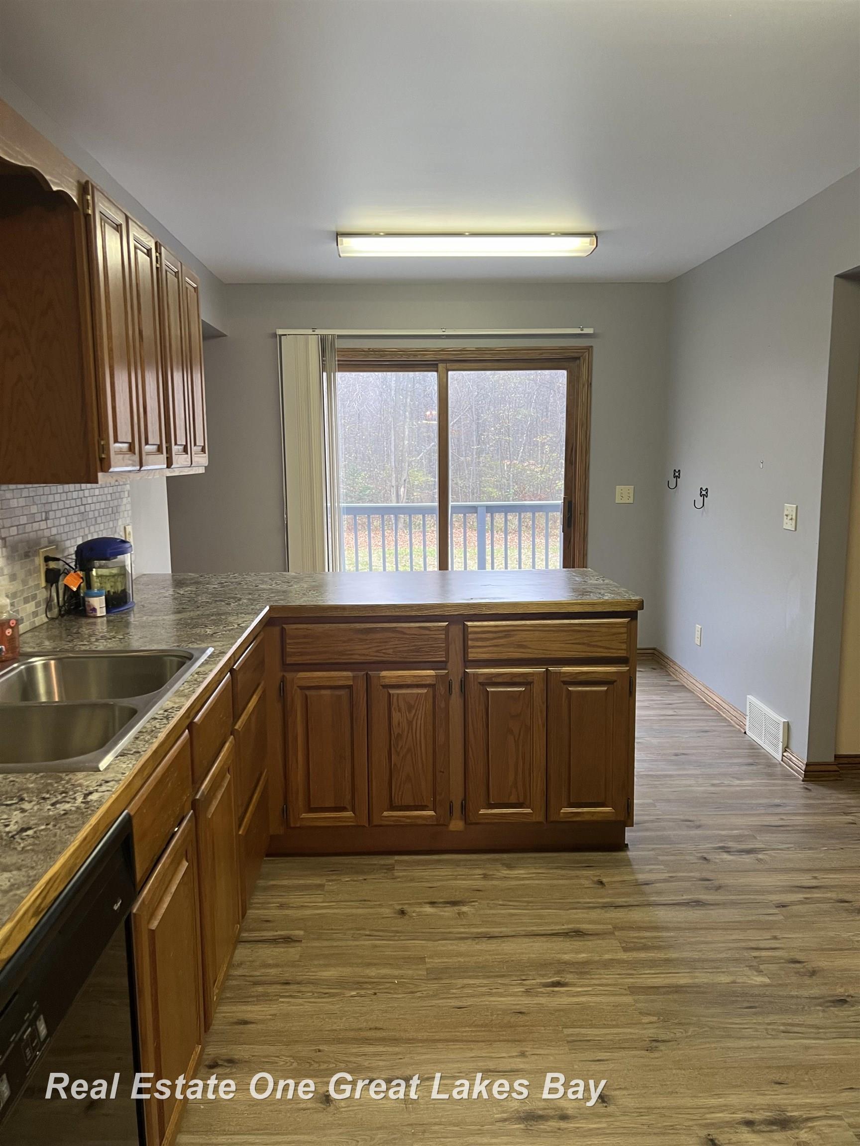 22150 Ederer Road Merrill, MI 48637 - Photo 10 of 21