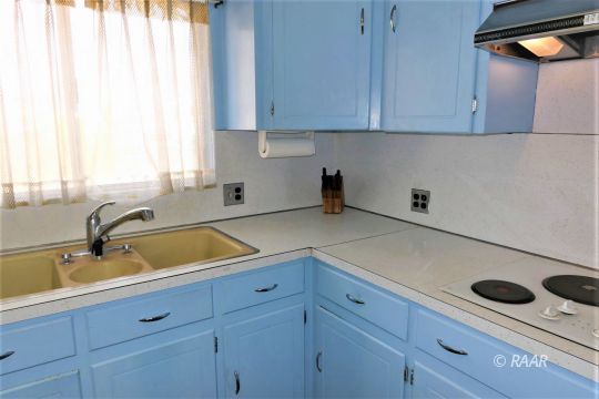 935 West Dolphin Avenue Ridgecrest, CA 93555 - Photo 9 of 32 Gallery Image 9