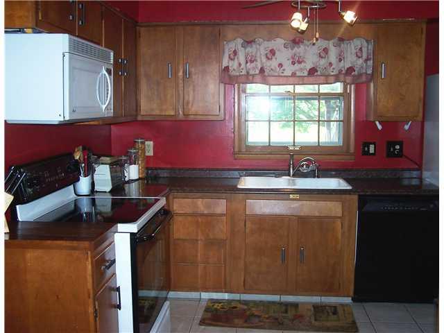 8018 Witherington Road Indianapolis, IN 46268 - Photo 7 of 24