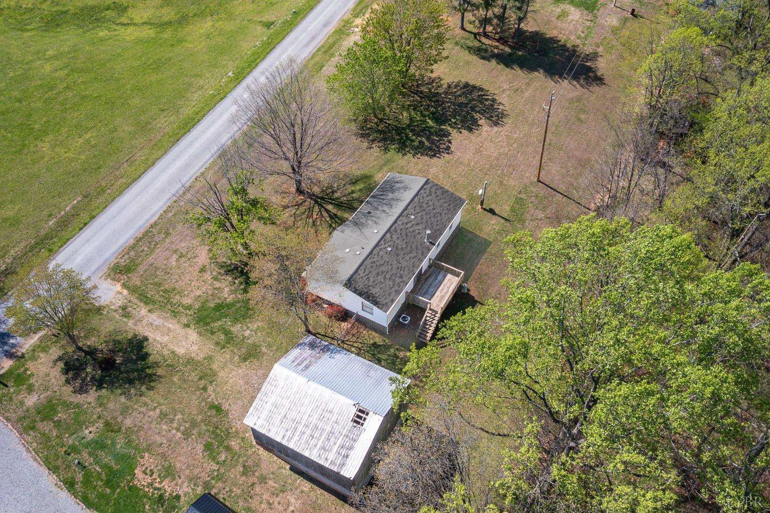 1675 Atkinson Hollow Road Vinton, VA 24179 - Photo 26 of 31