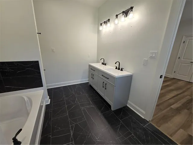 $2,500 | Undisclosed Address, Destrehan, LA 70047