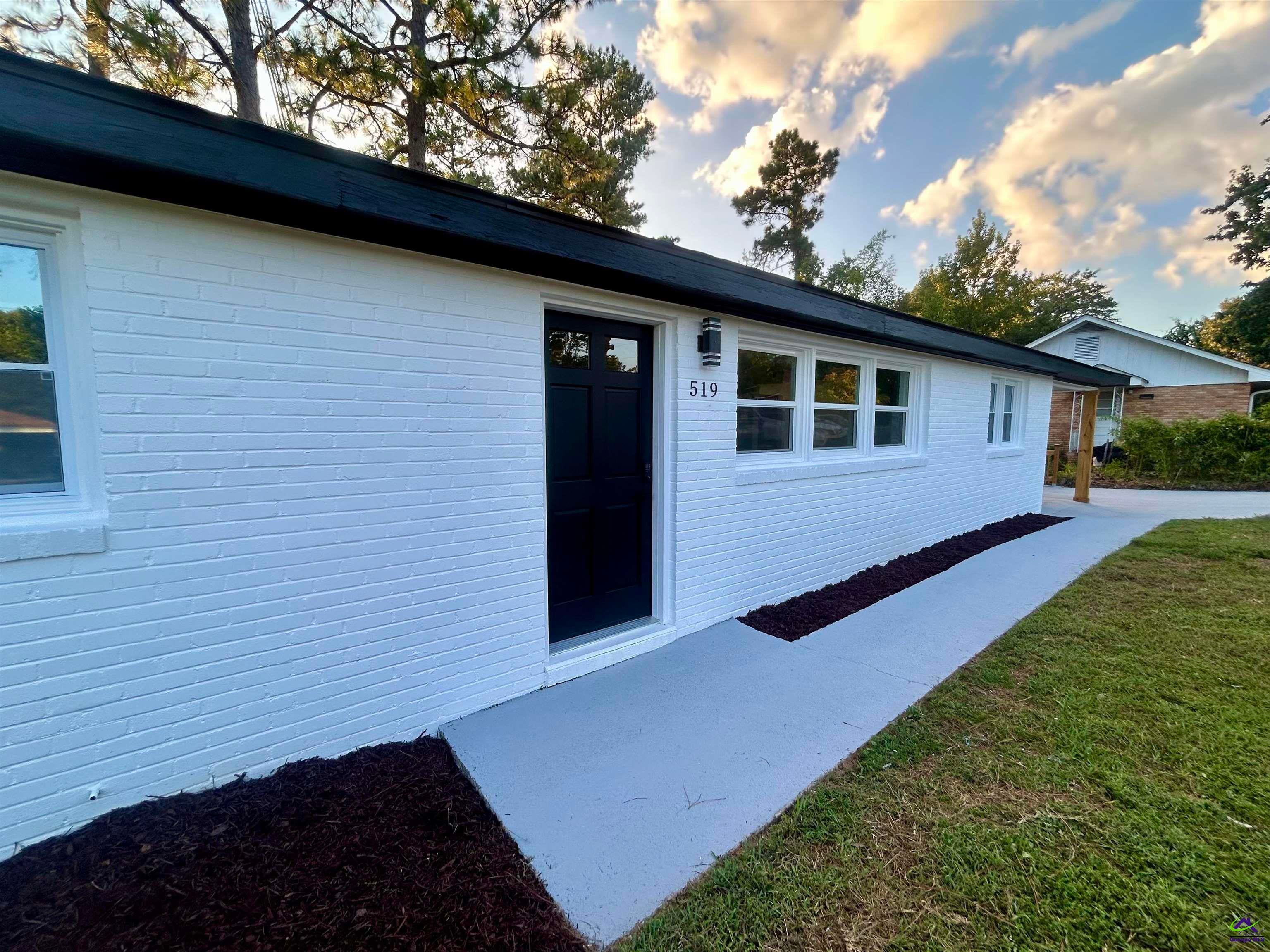 519 North Briarcliff Road Warner Robins, GA 31088 - Photo 3 of 28 Gallery Image 3