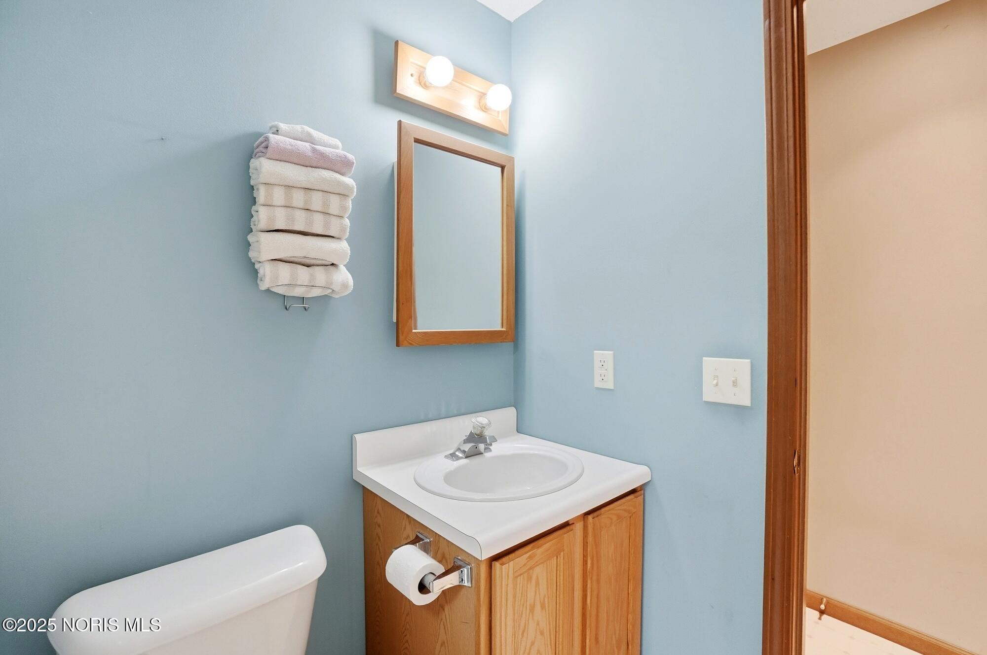 5053 Bennett Road Toledo, OH 43612 - Photo 33 of 59 035