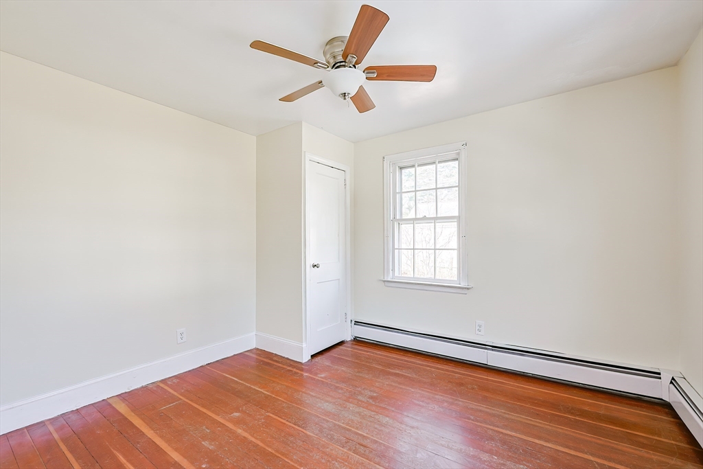 358 Briggs Road Westport, MA 02790 - Photo 19 of 42