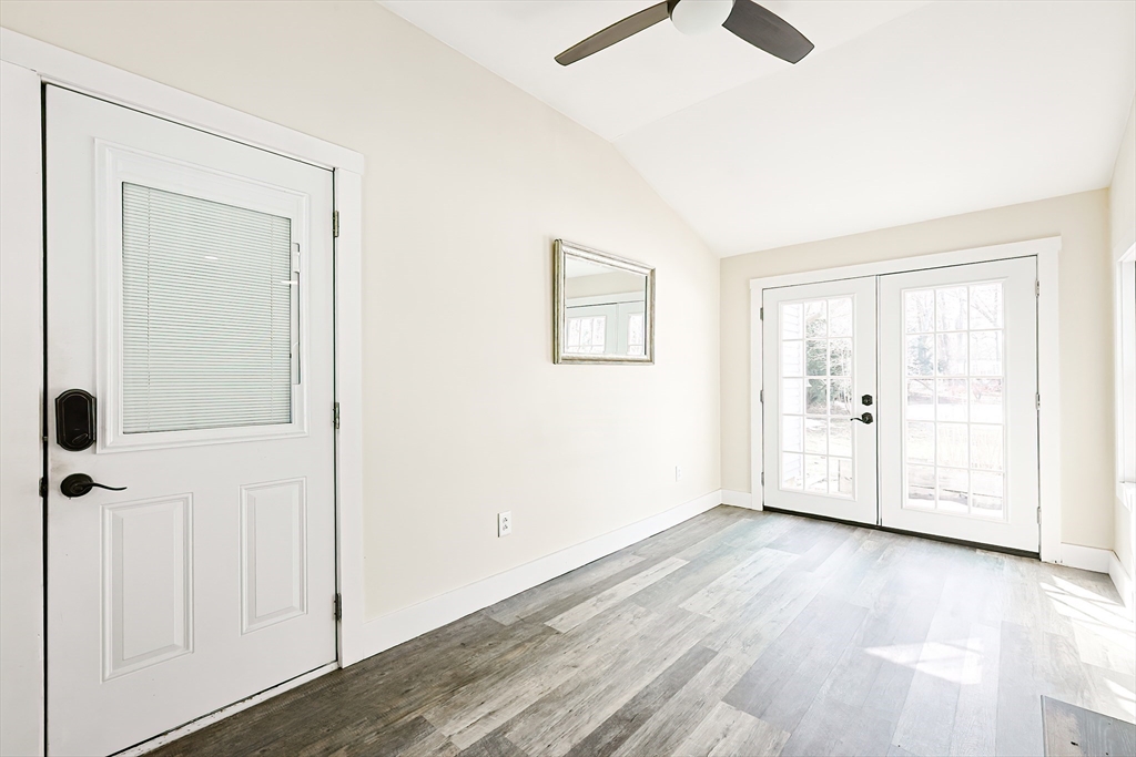 358 Briggs Road Westport, MA 02790 - Photo 3 of 42