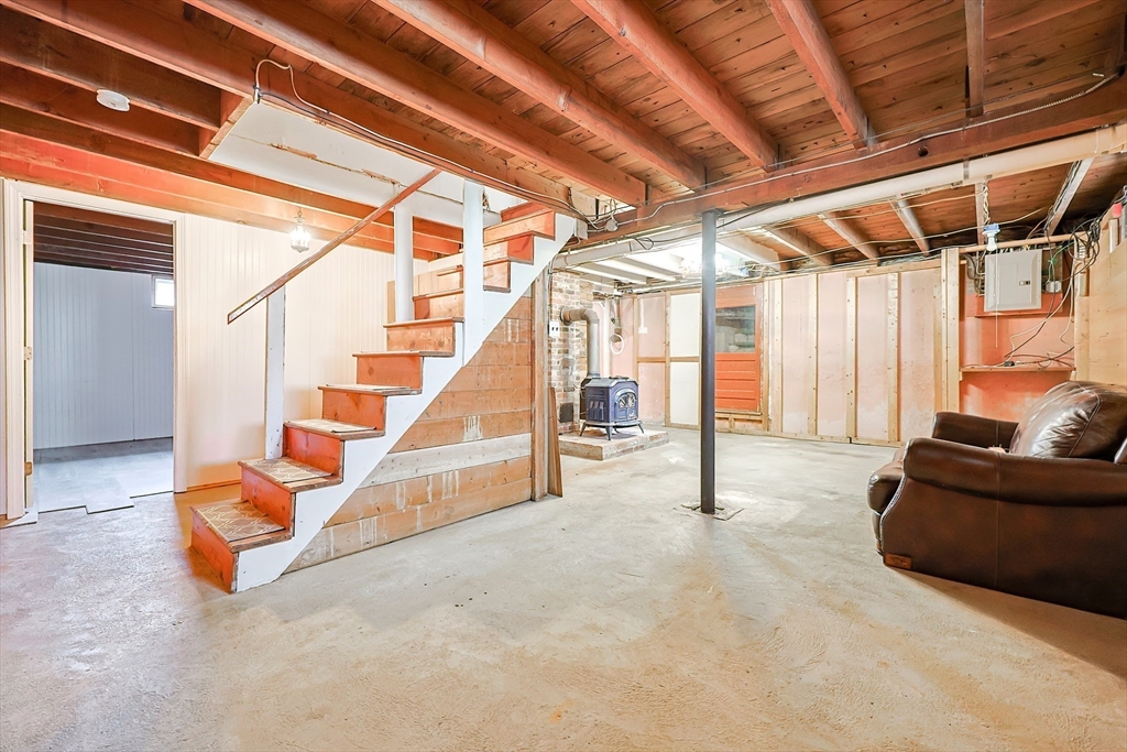 358 Briggs Road Westport, MA 02790 - Photo 32 of 42