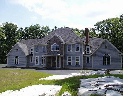 51 Russett Road Newtown, CT 06482 - Photo 1 of 1 a view of a yard in front of a house