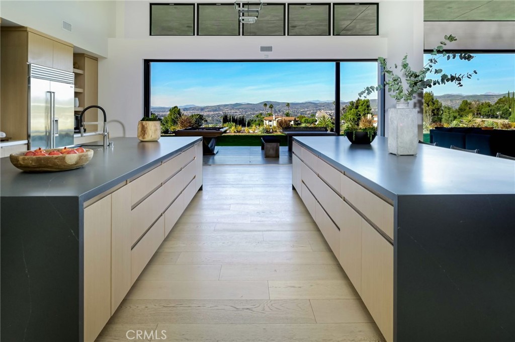 7663 East Corto Road Anaheim Hills, CA 92808 - Photo 15 of 58