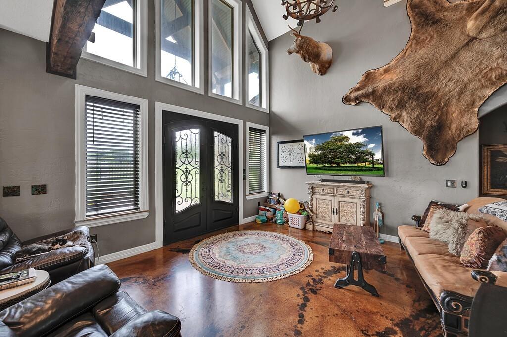 5004 Gholson Road Waco, TX 76705 - Photo 4 of 40