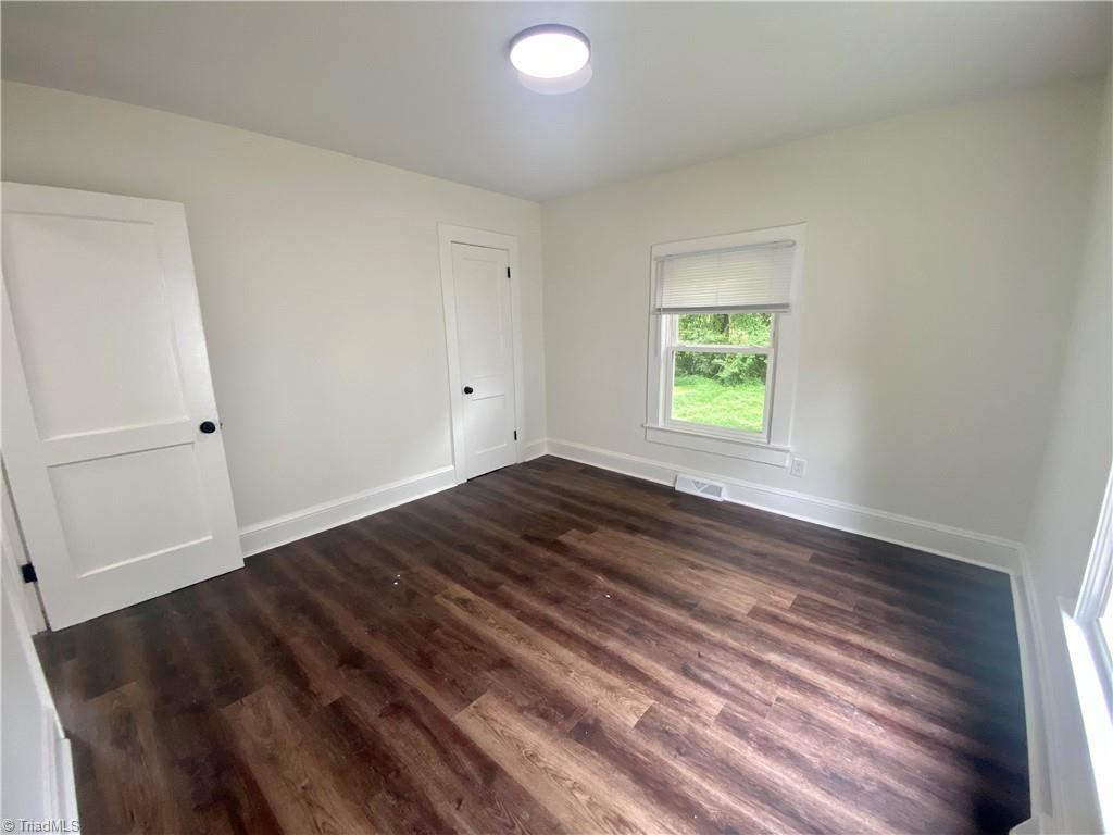 515 Ridgecrest Drive High Point, NC 27262 - Photo 15 of 22 Gallery Image 15