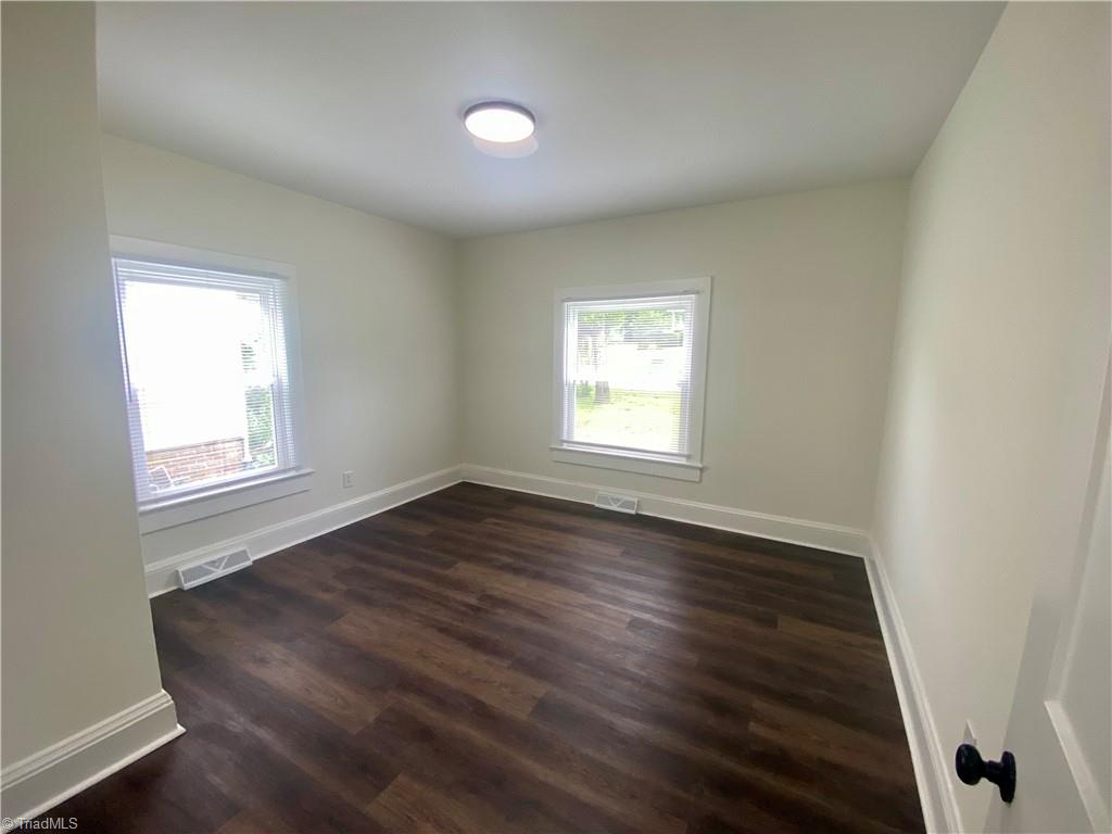 515 Ridgecrest Drive High Point, NC 27262 - Photo 10 of 22 Gallery Image 10
