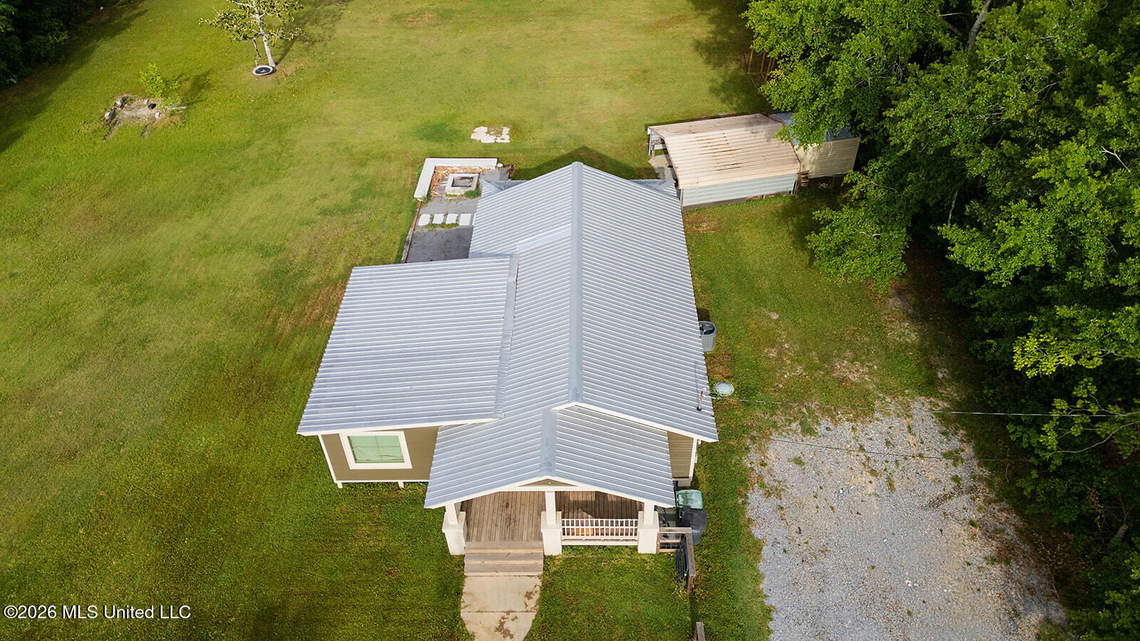 7101 Wayne Lane Biloxi, MS 39532 - Photo 8 of 20 Roof - Wayne