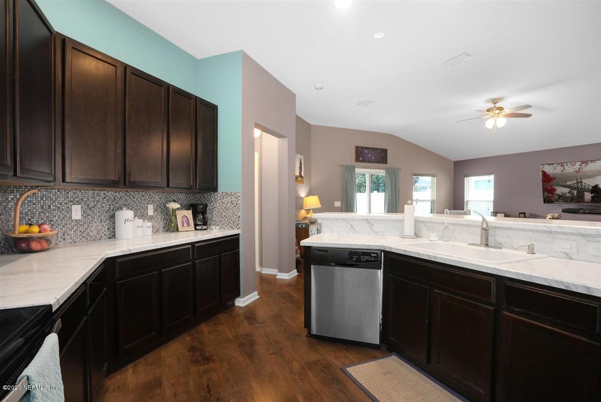 277 Amber Ridge Road Jacksonville, FL 32218 - Photo 2 of 21 Kitchen