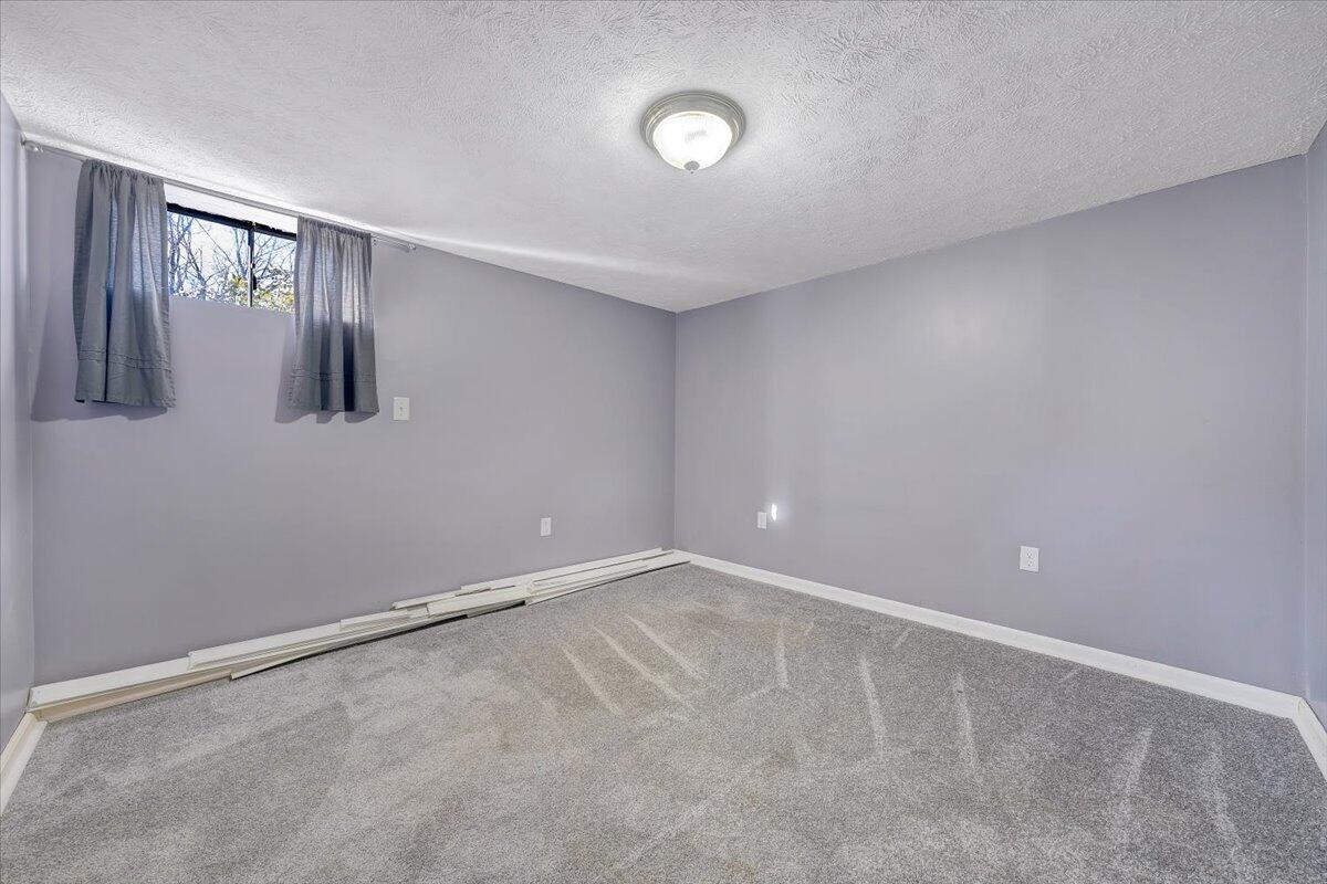 2346 Berkley Avenue Southwest Roanoke, VA 24015 - Photo 24 of 50 a view of an empty room