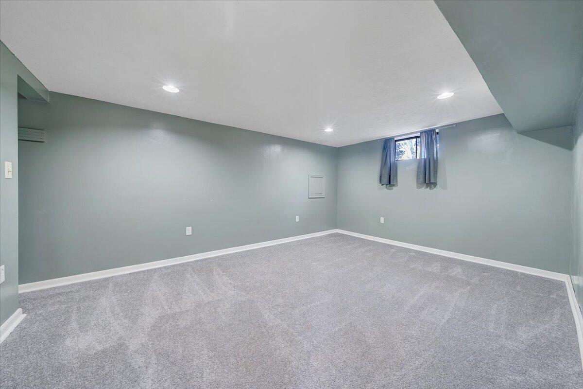 2346 Berkley Avenue Southwest Roanoke, VA 24015 - Photo 26 of 50 a view of an empty room with a window
