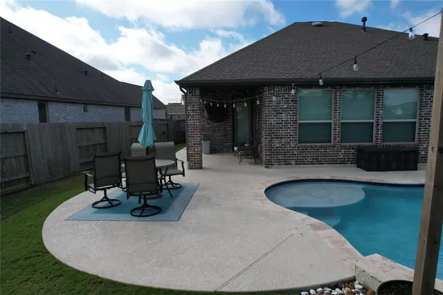 $2,550 | 9726 Dancing Grass Drive, Richmond, TX 77406