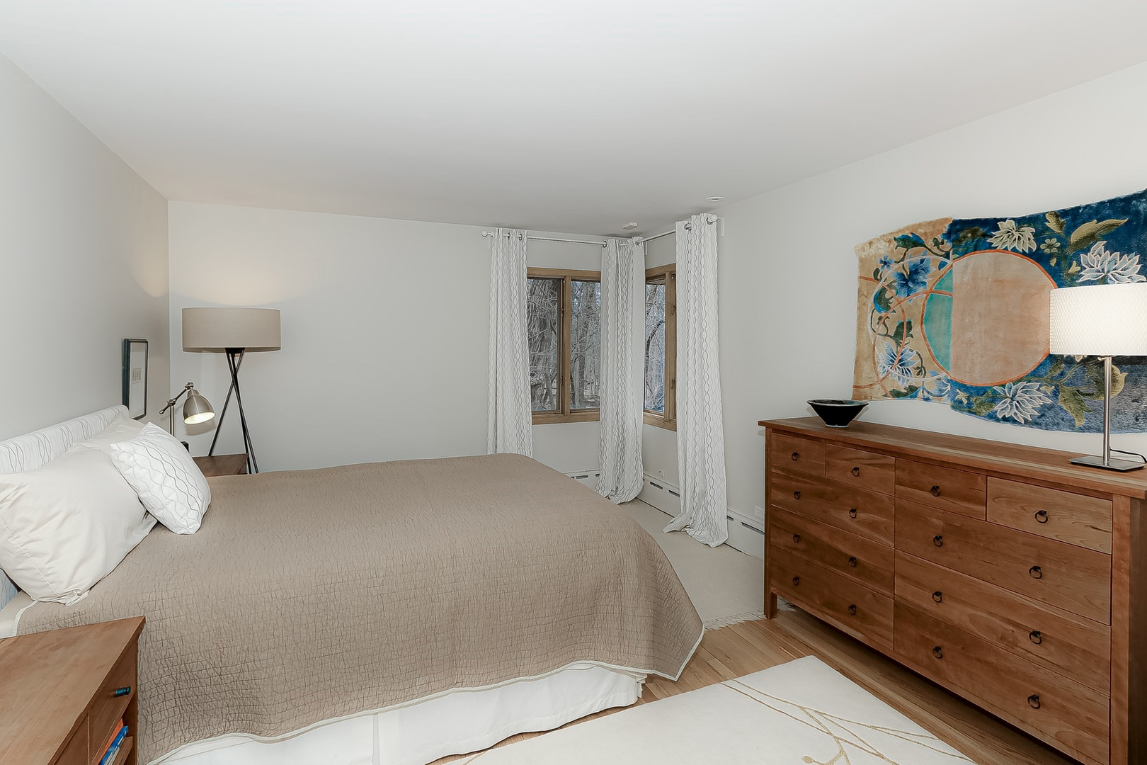 363 Bateman Road Barrington Hills, IL 60010 - Photo 24 of 40 a bedroom with a bed and a dresser