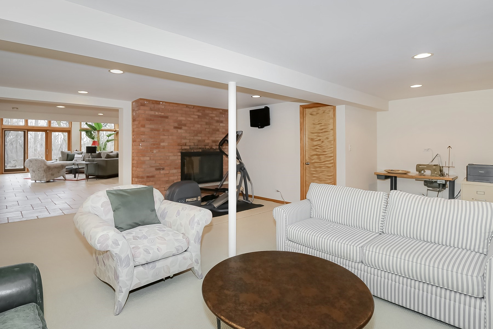363 Bateman Road Barrington Hills, IL 60010 - Photo 31 of 40 a living room with furniture and a flat screen tv