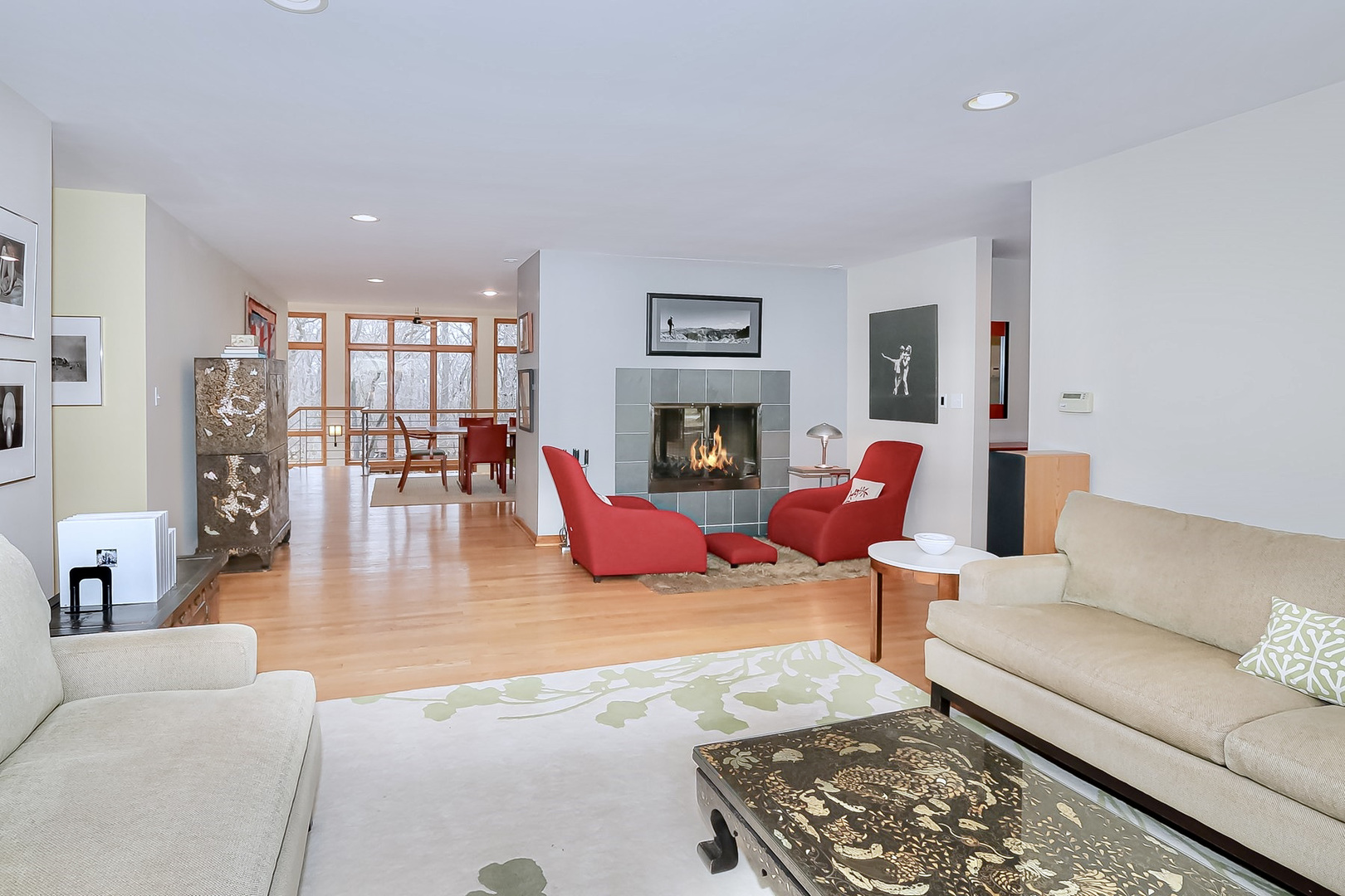 363 Bateman Road Barrington Hills, IL 60010 - Photo 10 of 40 a living room with furniture and a fireplace