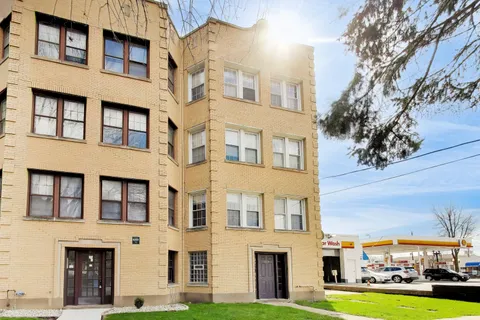 $980,000 | 4015 North Mozart Street, Chicago, IL 60618