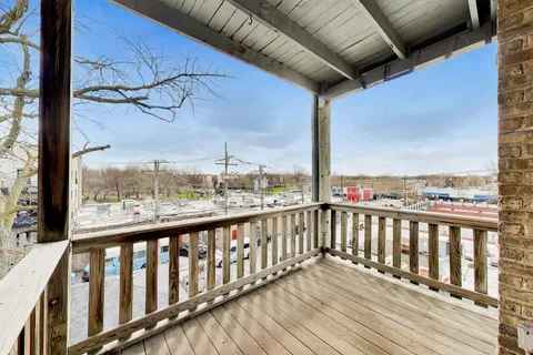 $980,000 | 4015 North Mozart Street, Chicago, IL 60618