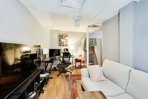 $980,000 | 4015 North Mozart Street, Chicago, IL 60618