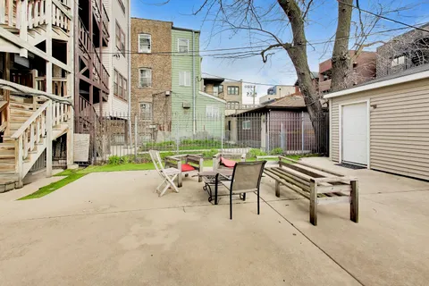 $980,000 | 4015 North Mozart Street, Chicago, IL 60618