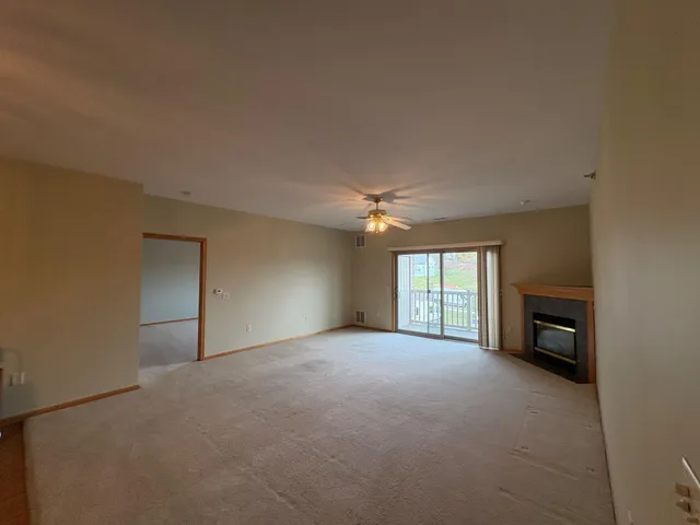 $299,900 | 223 5th Street, Unit 211, Hartford, WI 53027