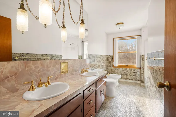 $1,175,000 | 375 7 Ponds Road, Amissville, VA 20106