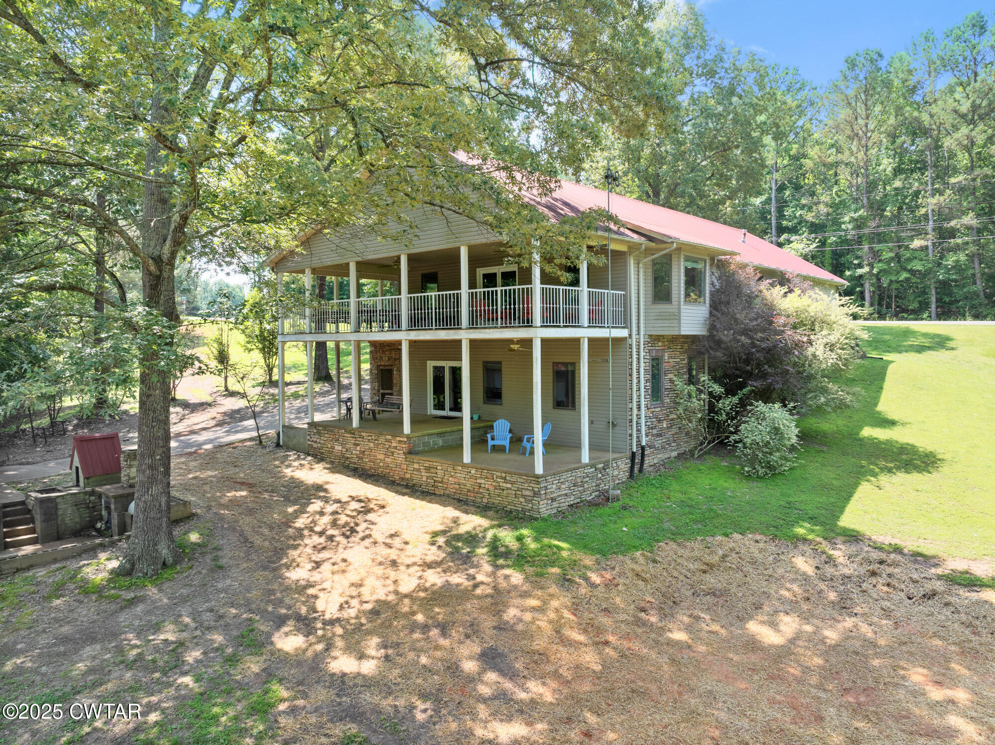 900 Pine Ridge Road Lexington, TN 38351 - Photo 3 of 36 DJI_20250603104948_0048_D