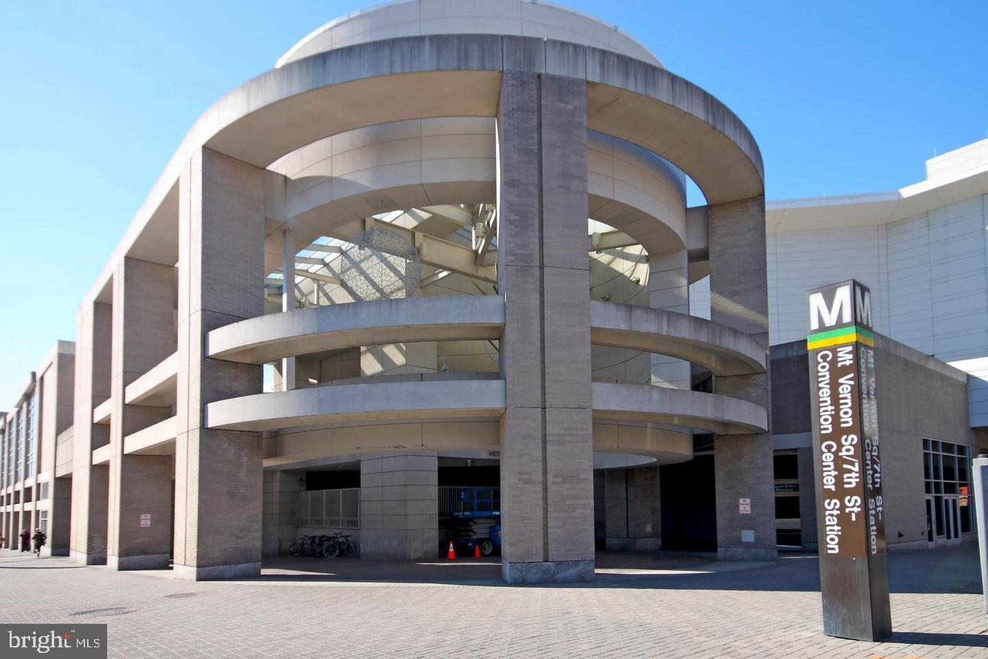 1117 10th Street Northwest, Unit 301 Washington, DC 20001 - Photo 37 of 38 a front view of a building