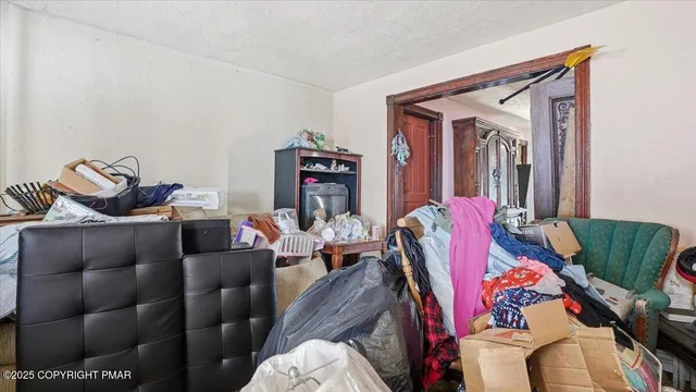 $59,900 | 313 West Water Street, Lansford, PA 18232