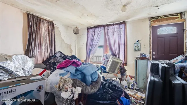 $59,900 | 313 West Water Street, Lansford, PA 18232