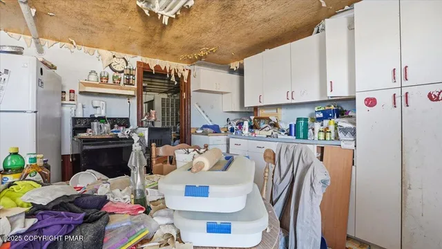 $59,900 | 313 West Water Street, Lansford, PA 18232