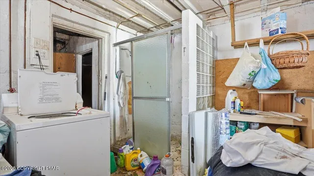 $59,900 | 313 West Water Street, Lansford, PA 18232