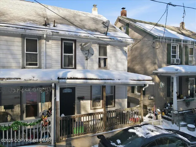$59,900 | 313 West Water Street, Lansford, PA 18232