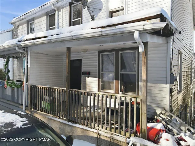 $59,900 | 313 West Water Street, Lansford, PA 18232